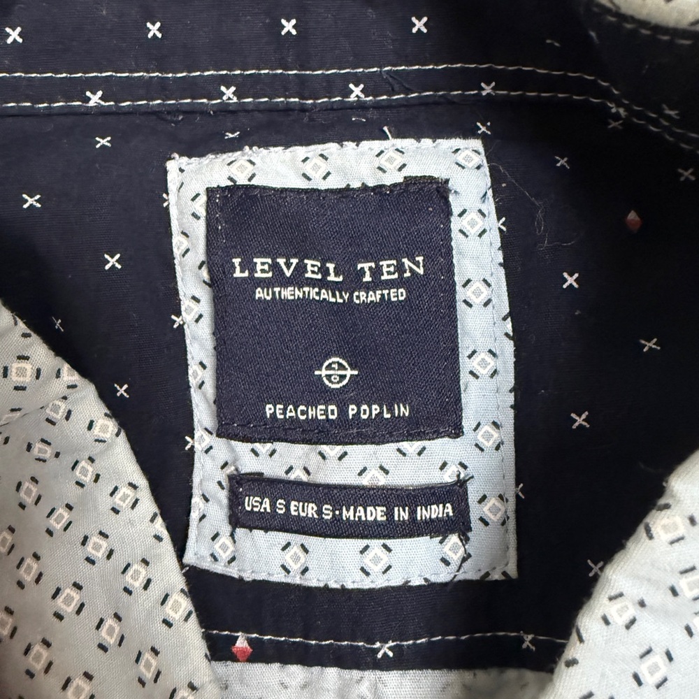 Tailor Vintage Light Blue Patterned Button Down S… - image 3